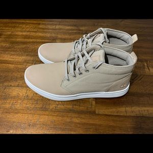 NWB Timberland Men’s Davis Square Chukka Boot